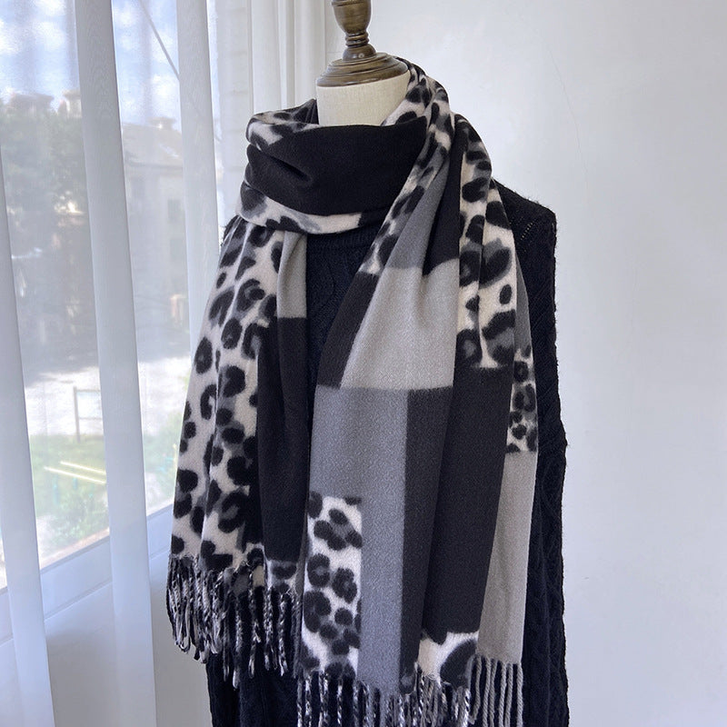 Scarf European and American print imitation cashmere shawl women's warm color tassel color matching leopard print scarf