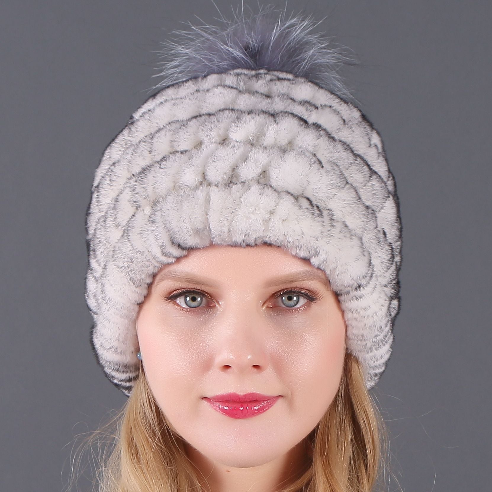 Autumn and winter ladies fur hat Rex rabbit fur warm fox fur ball cap ball cap